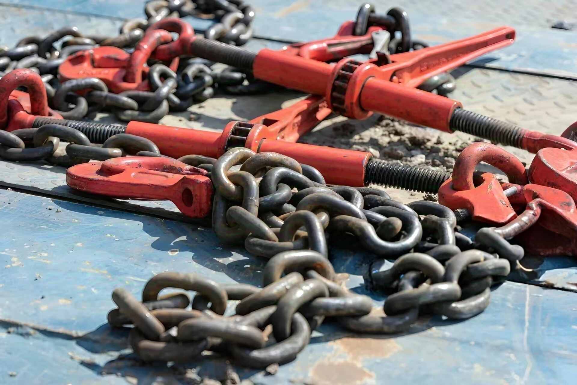 اپنے چین لوڈ بائنڈر میں مہارت حاصل کریں: بوجھ کو محفوظ بنانے اور ہولنگ کو آسان بنانے کے لئے ماہر راز